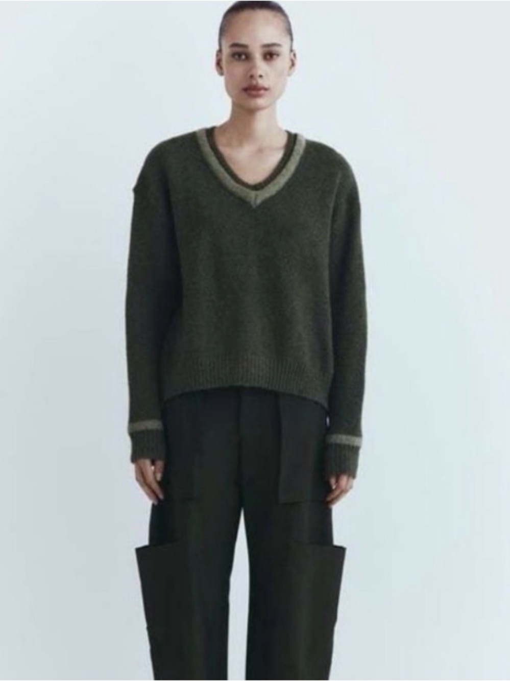Zara Open Back Knit Sweater Olive Green Contrast Trim V-Neck Pullover Size Small